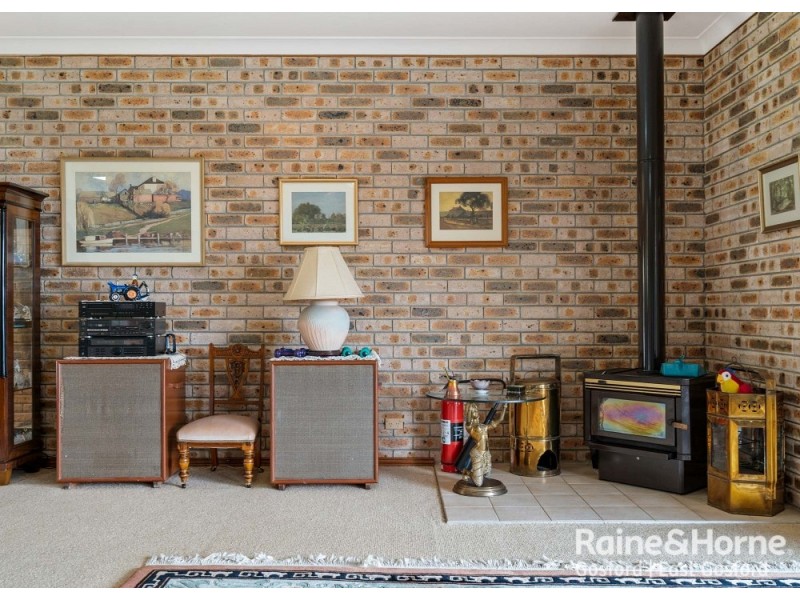 Central Mangrove NSW 2250