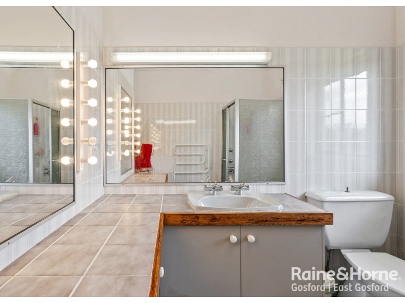 Central Mangrove NSW 2250