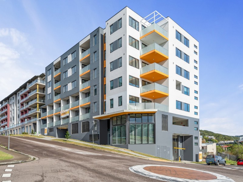 404/47 Beane Street, Gosford NSW 2250