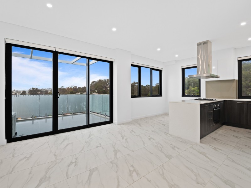 404/47 Beane Street, Gosford NSW 2250