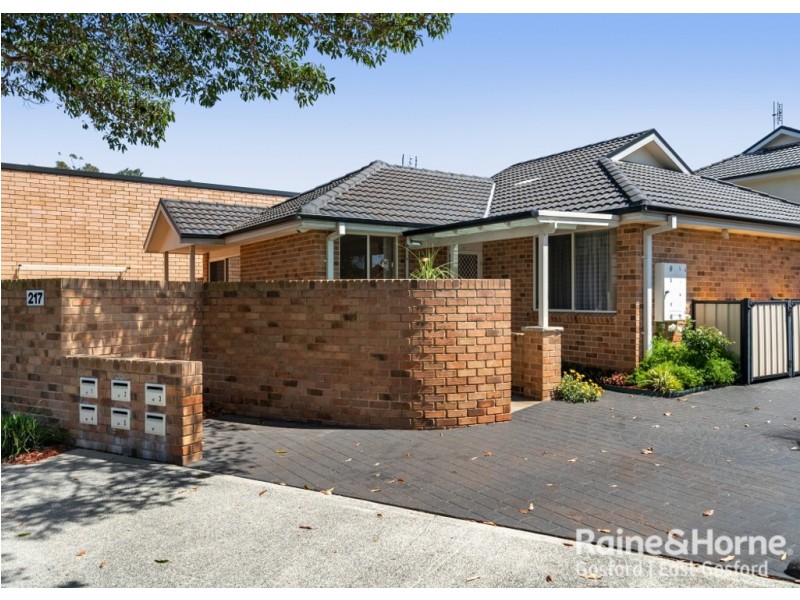 1/217 Blackwall Road, Woy Woy NSW 2256