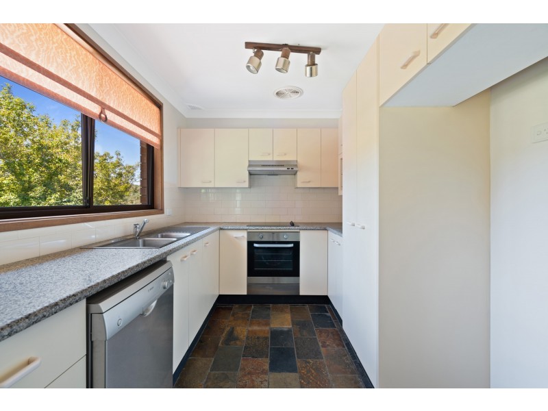 25 Georgia Avenue, Wyoming NSW 2250