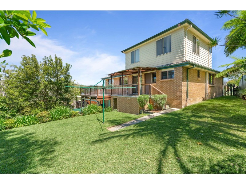 25 Georgia Avenue, Wyoming NSW 2250