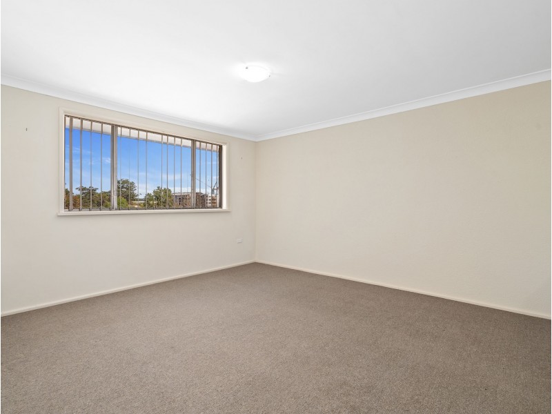 1/185 Gertrude Street, Gosford NSW 2250