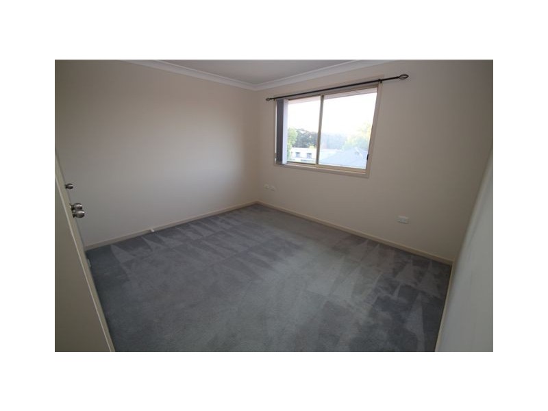 2/4 Jarrett Street, North Gosford NSW 2250