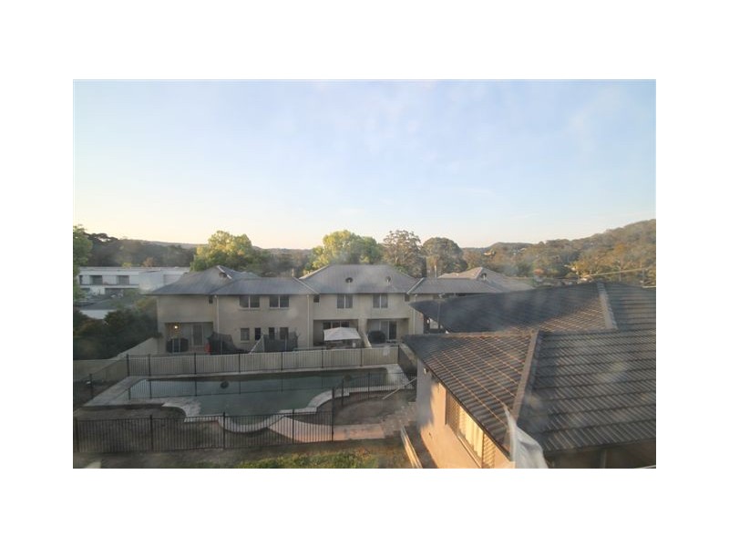 2/4 Jarrett Street, North Gosford NSW 2250