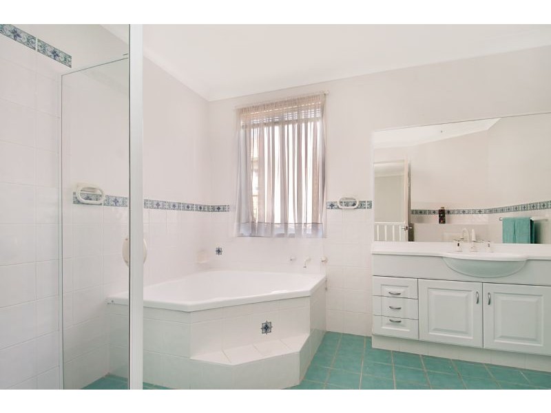 2 Armstrong Close, Bensville NSW 2251