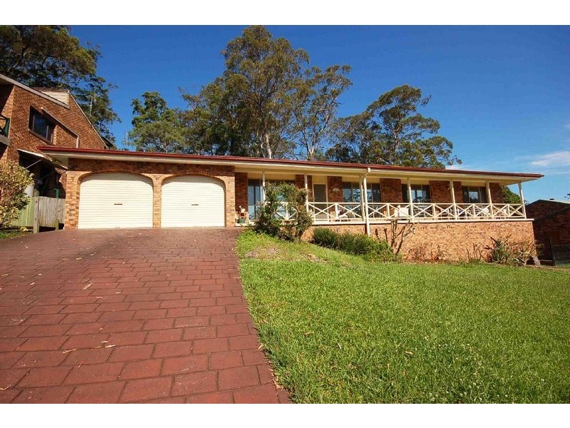 4 Glenrose Close, Lisarow NSW 2250