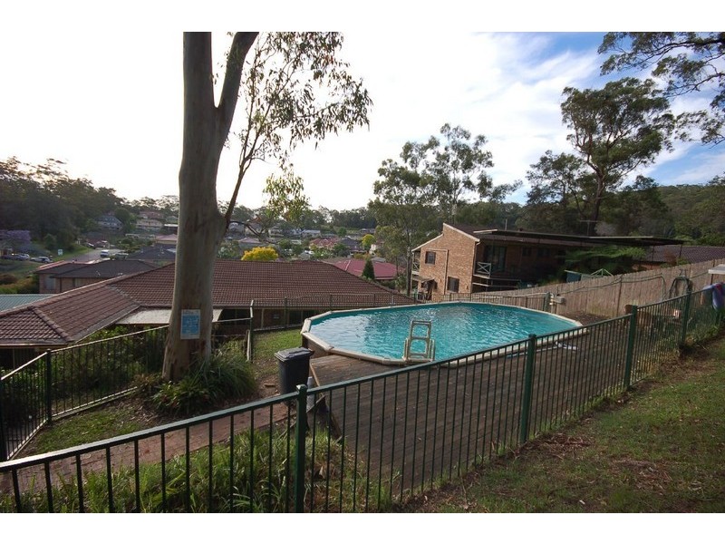 4 Glenrose Close, Lisarow NSW 2250