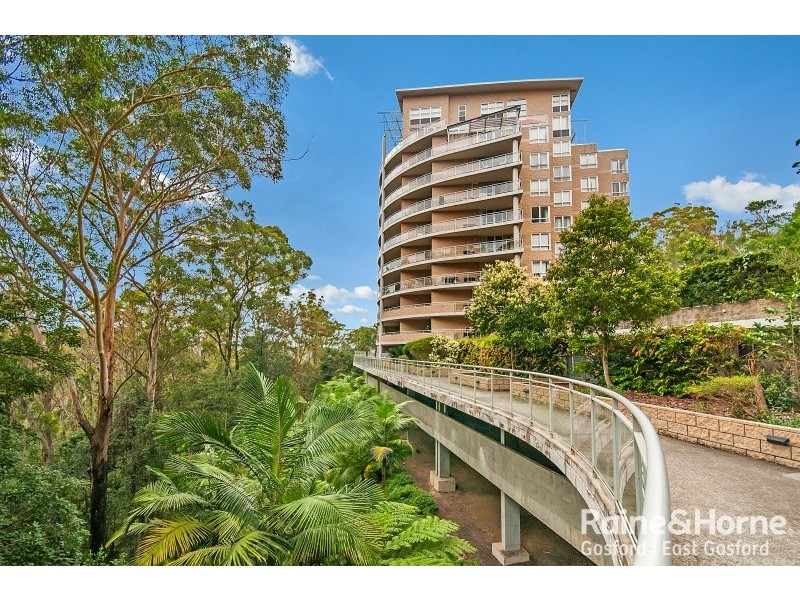 435/80 John Whiteway Drive, Gosford NSW 2250