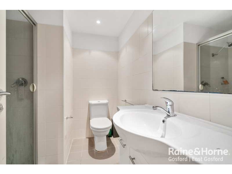 435/80 John Whiteway Drive, Gosford NSW 2250