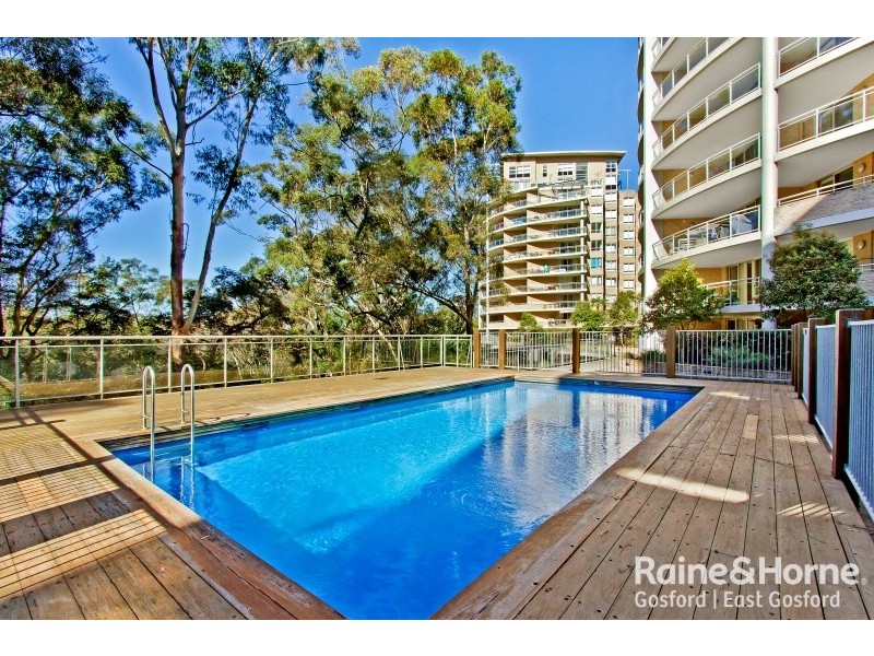 435/80 John Whiteway Drive, Gosford NSW 2250
