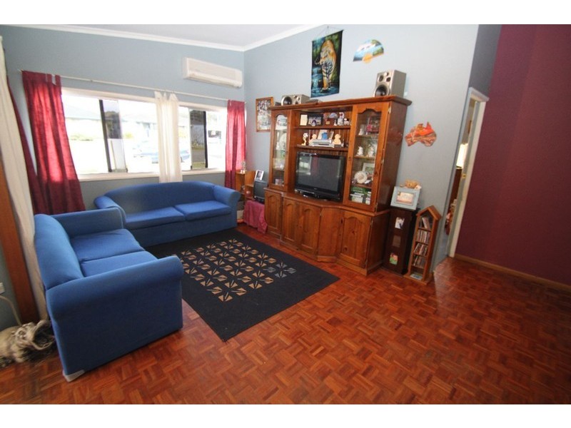 40  Cambridge Circle, Ourimbah NSW 2258