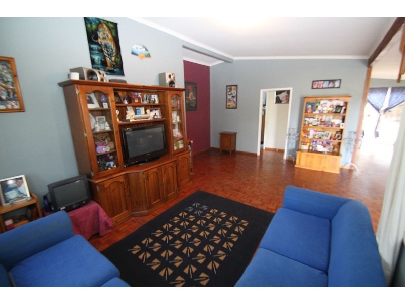 40  Cambridge Circle, Ourimbah NSW 2258