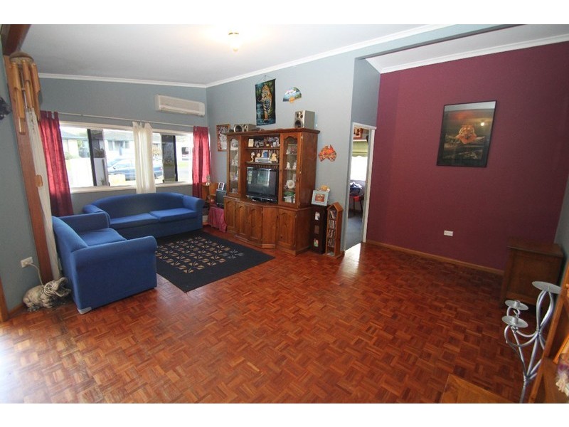 40  Cambridge Circle, Ourimbah NSW 2258