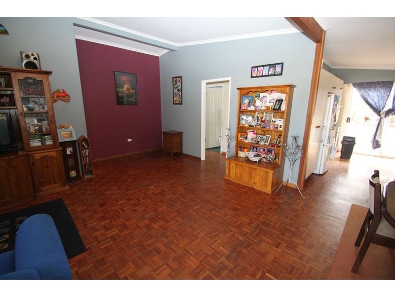 40  Cambridge Circle, Ourimbah NSW 2258