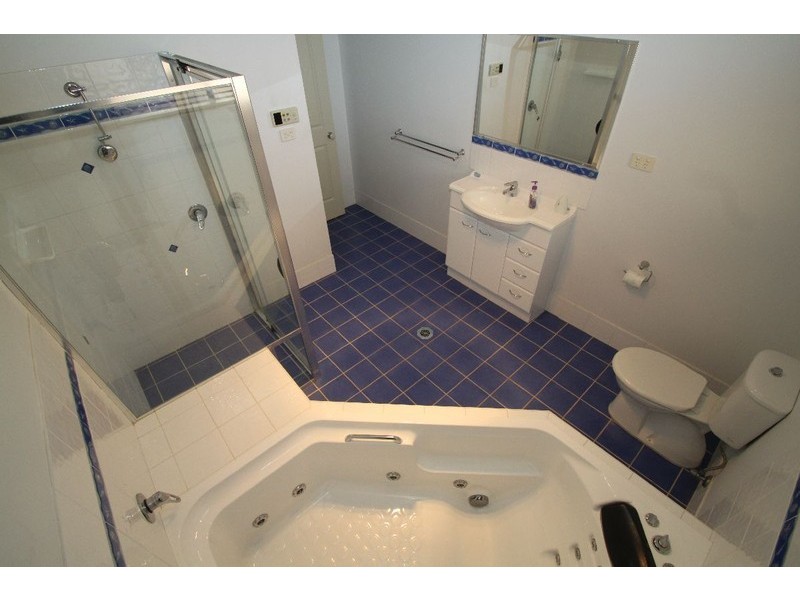 35 Robert Holl Drive, Ourimbah NSW 2258