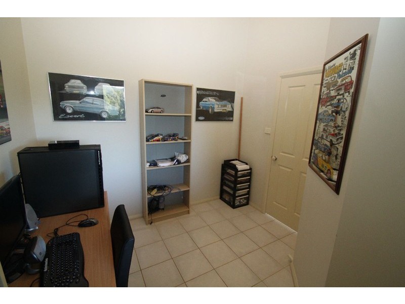 35 Robert Holl Drive, Ourimbah NSW 2258