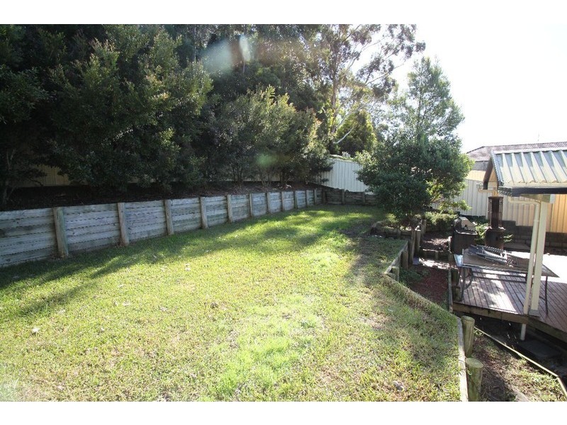 35 Robert Holl Drive, Ourimbah NSW 2258