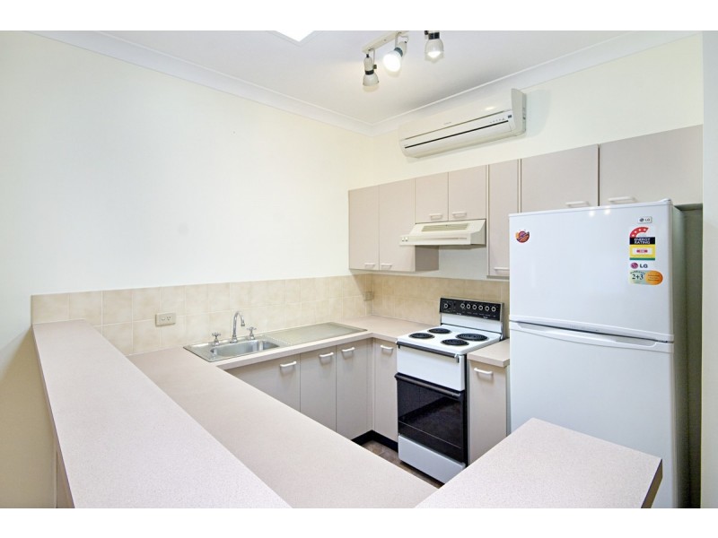 1/162 Albany Street, Point Frederick NSW 2250