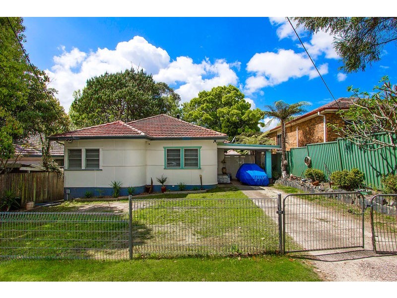 227 Gertrude Street, Gosford NSW 2250