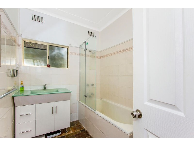 227 Gertrude Street, Gosford NSW 2250