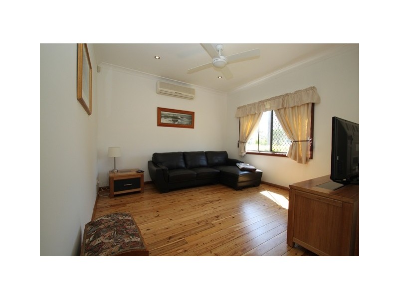 20 Yates Road, Ourimbah NSW 2258