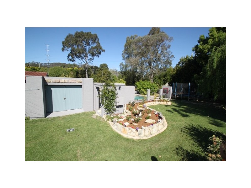 20 Yates Road, Ourimbah NSW 2258