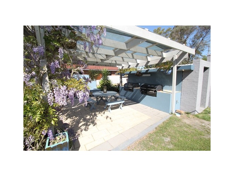 20 Yates Road, Ourimbah NSW 2258