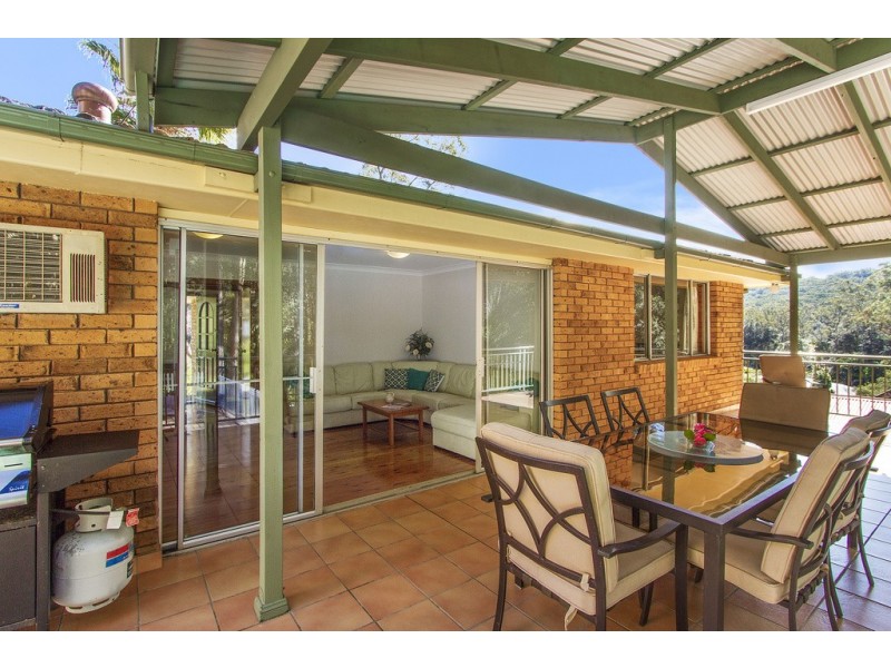 19 Calantha Drive, Wyoming NSW 2250