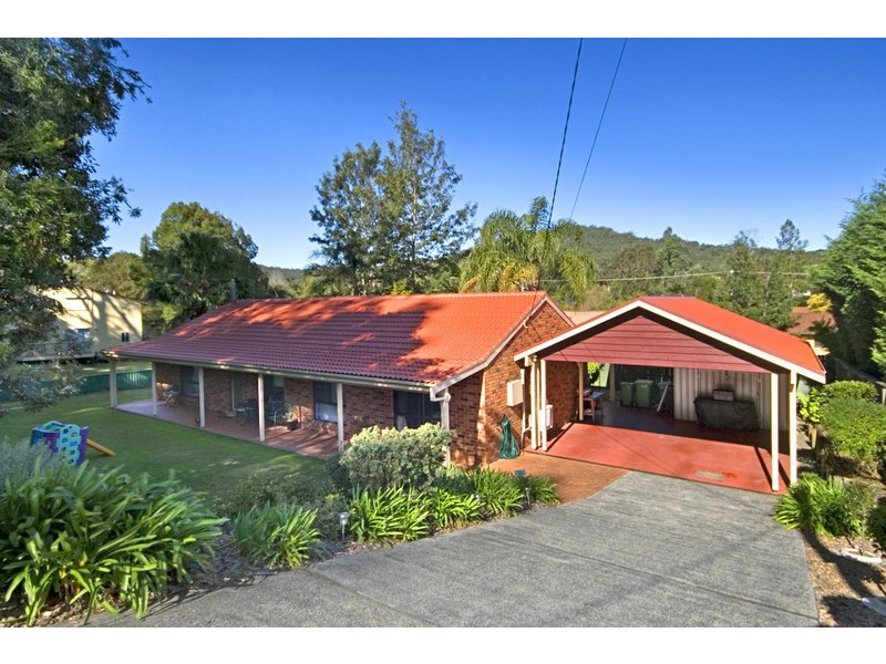 7 Roselands Avenue, Wyoming NSW 2250