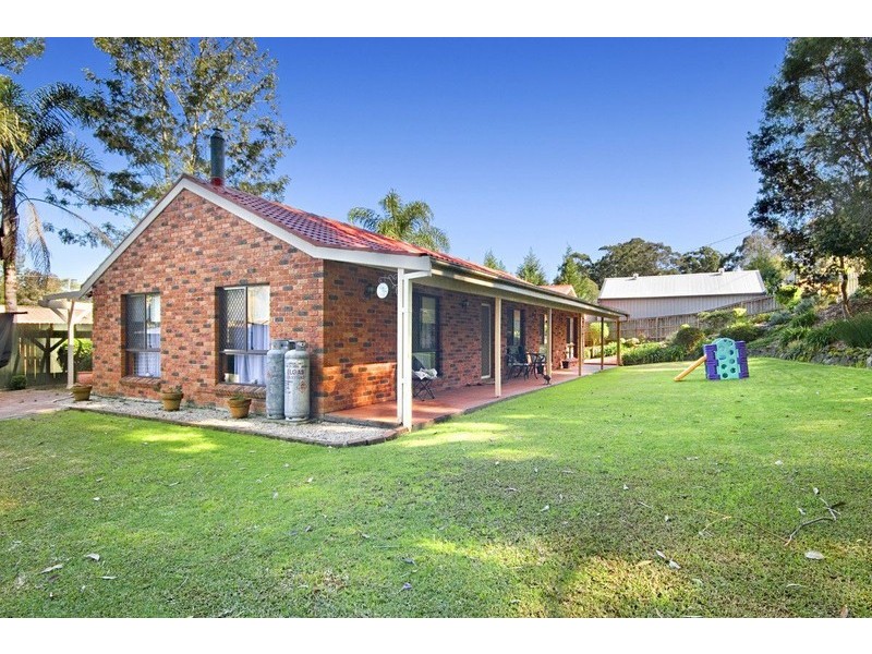 7 Roselands Avenue, Wyoming NSW 2250