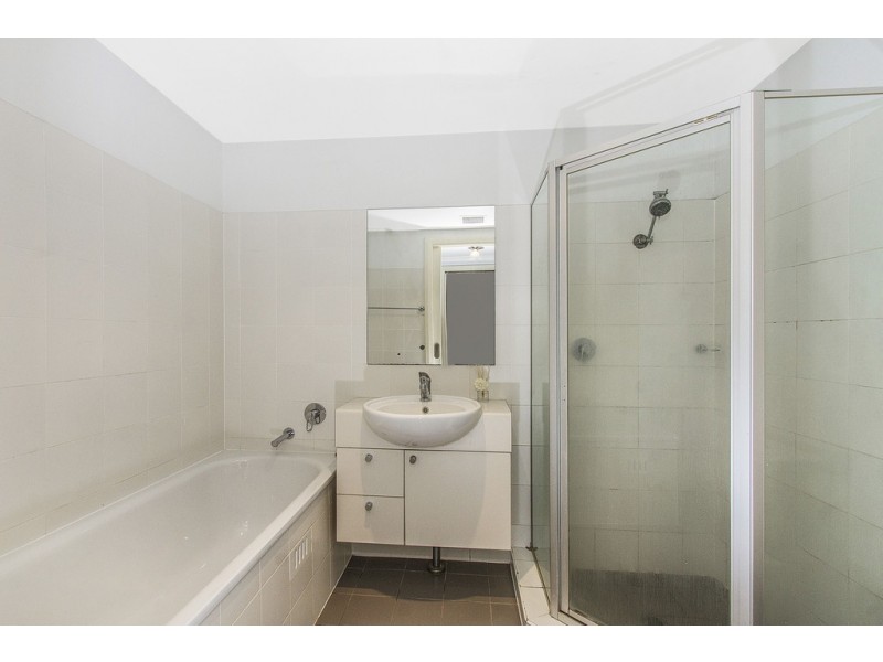 312/80 John Whiteway Drive, Gosford NSW 2250