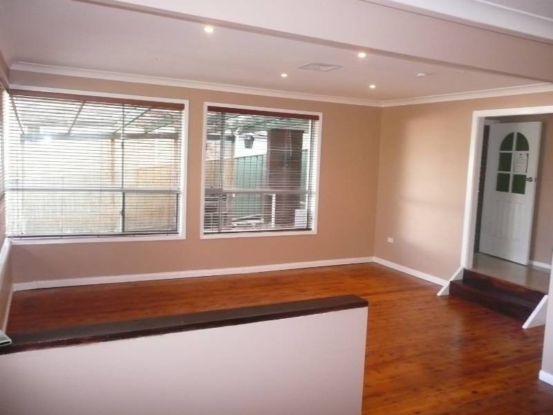 32 Gregory Street, Wyoming NSW 2250