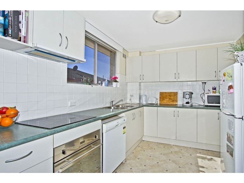 9/146 Albany Street, Point Frederick NSW 2250