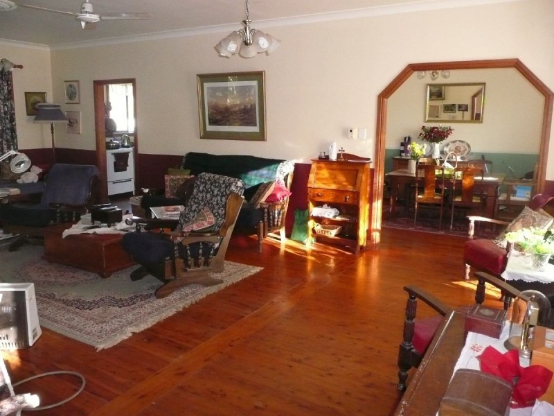 434 The Entrance Road, Erina Heights NSW 2260