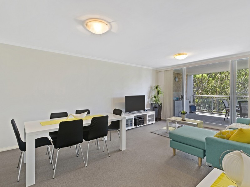 453/80 John Whiteway Drive, Gosford NSW 2250