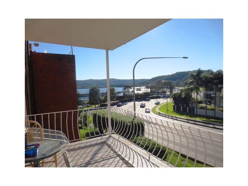 6/39 Masons Parade, Gosford NSW 2250