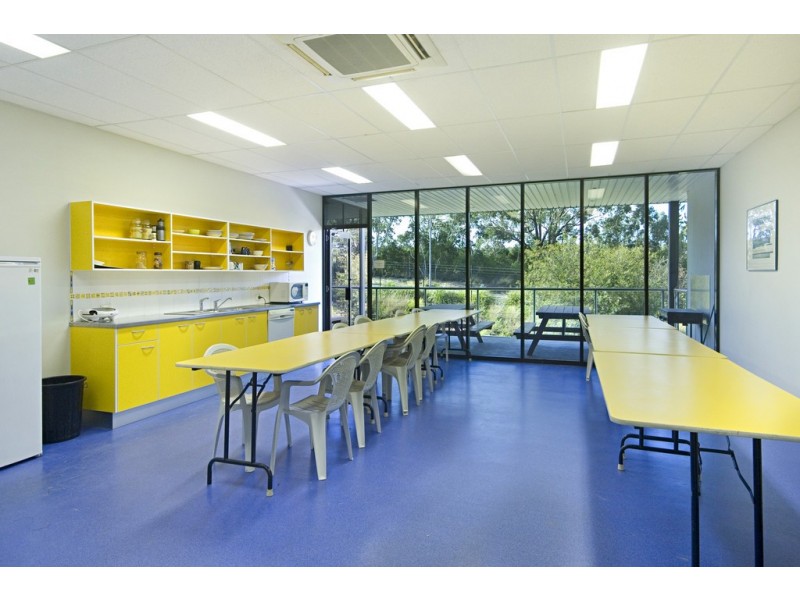 2 Cal Close (Cnr of Pacific Highway), Somersby NSW 2250