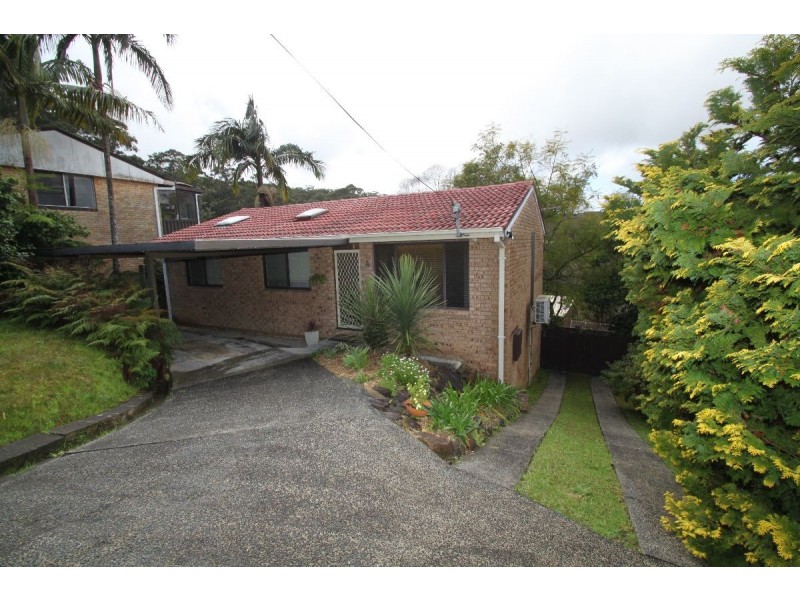 4 Kalori Avenue, Wyoming NSW 2250