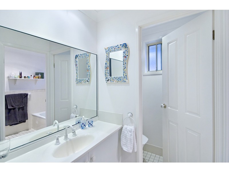 4 Nelimah Close, Narara NSW 2250