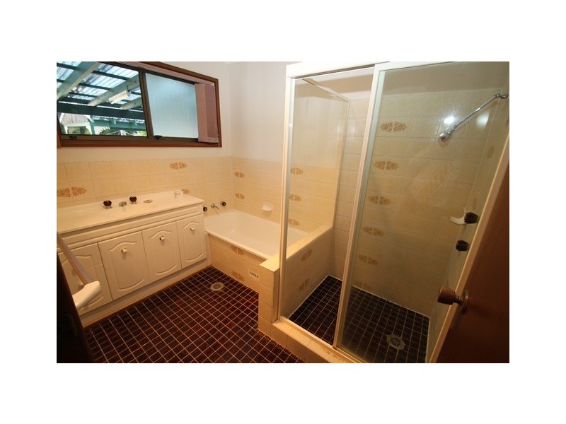 28 Yates Road, Ourimbah NSW 2258