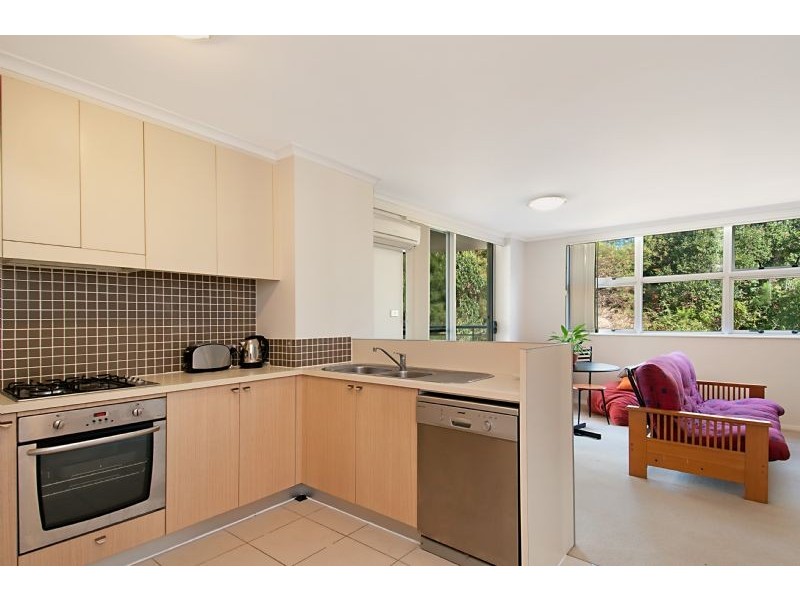 241/80 John Whiteway Drive, Gosford NSW 2250