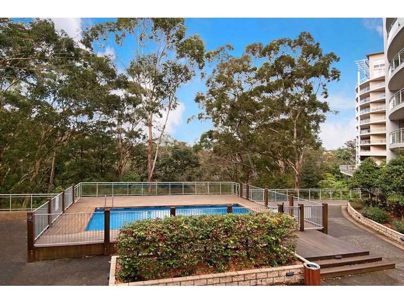 241/80 John Whiteway Drive, Gosford NSW 2250