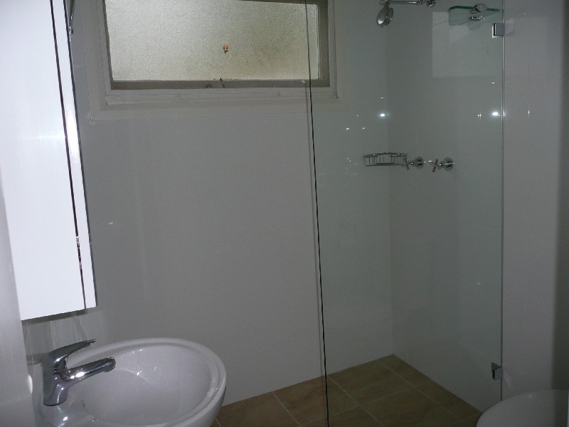 1 Maple Street, Wyoming NSW 2250