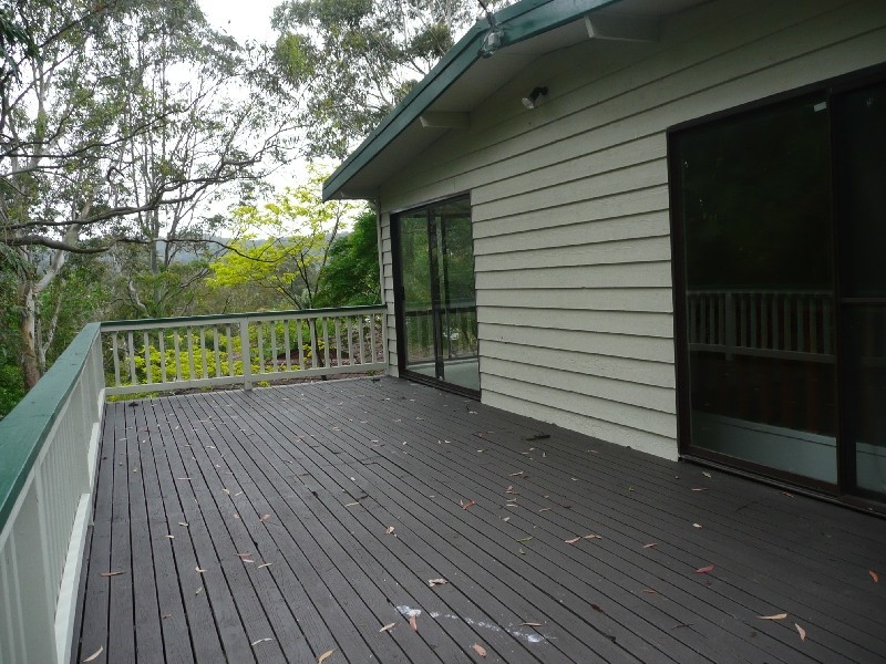 1 Maple Street, Wyoming NSW 2250