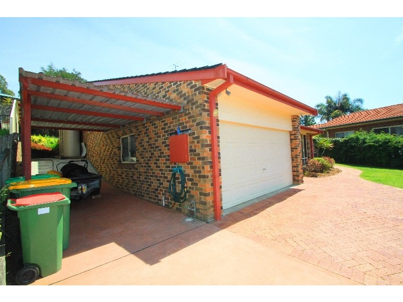 8 Tom Close, Lisarow NSW 2250