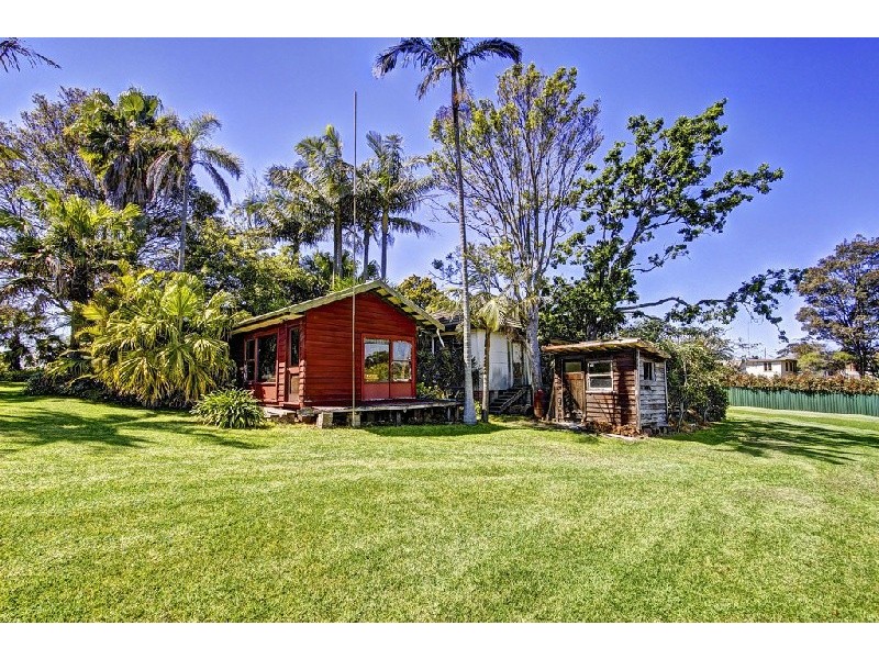 1 Reads Road, Wamberal NSW 2260