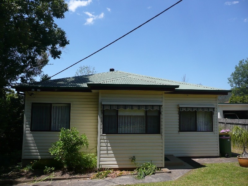 221 Gertrude Street, North Gosford NSW 2250