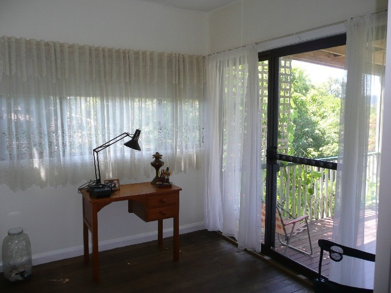 221 Gertrude Street, North Gosford NSW 2250